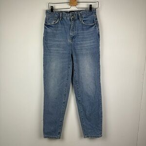 BDG Urban Outfitters Light Wash High Waist Mom Jean, Size 27